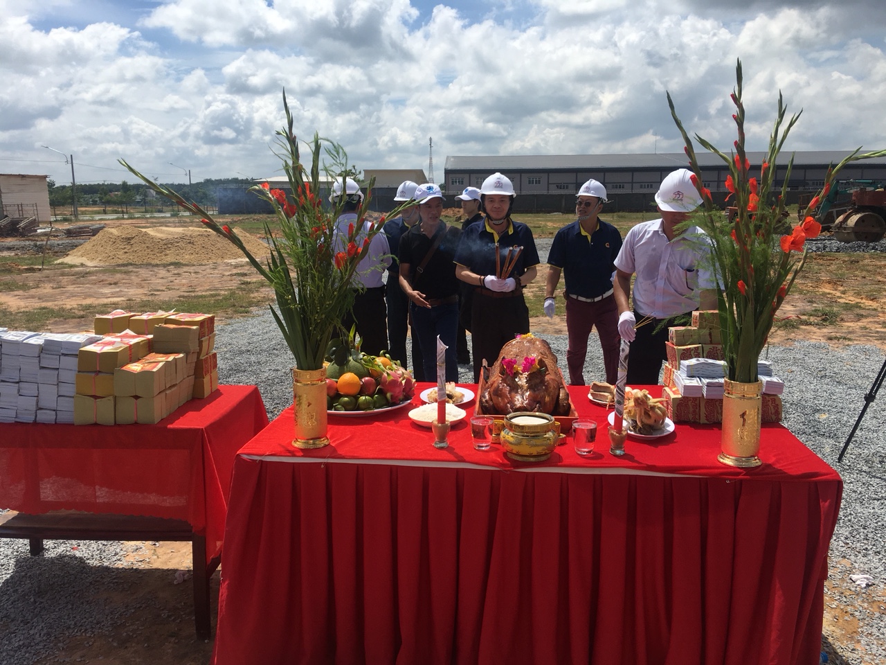 THI CÔNG NHÀ XƯỞNG TOPLEAD