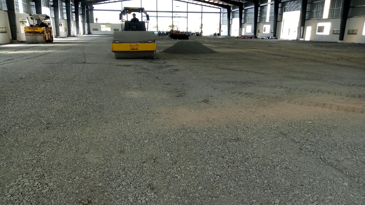 THI CÔNG NHÀ XƯỞNG VIỆT HỒ TÚ 1