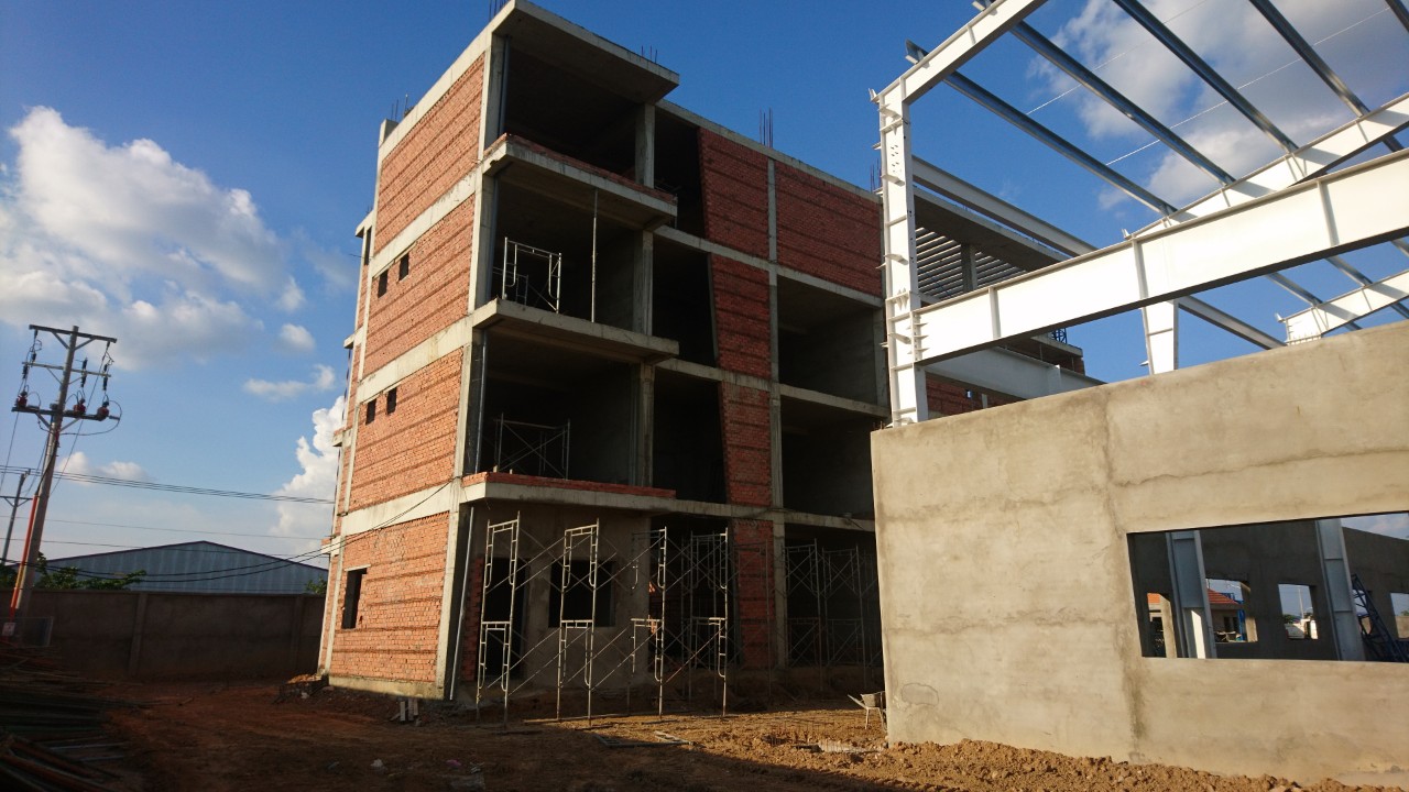 THI CÔNG NHÀ XƯỞNG TOPLEAD