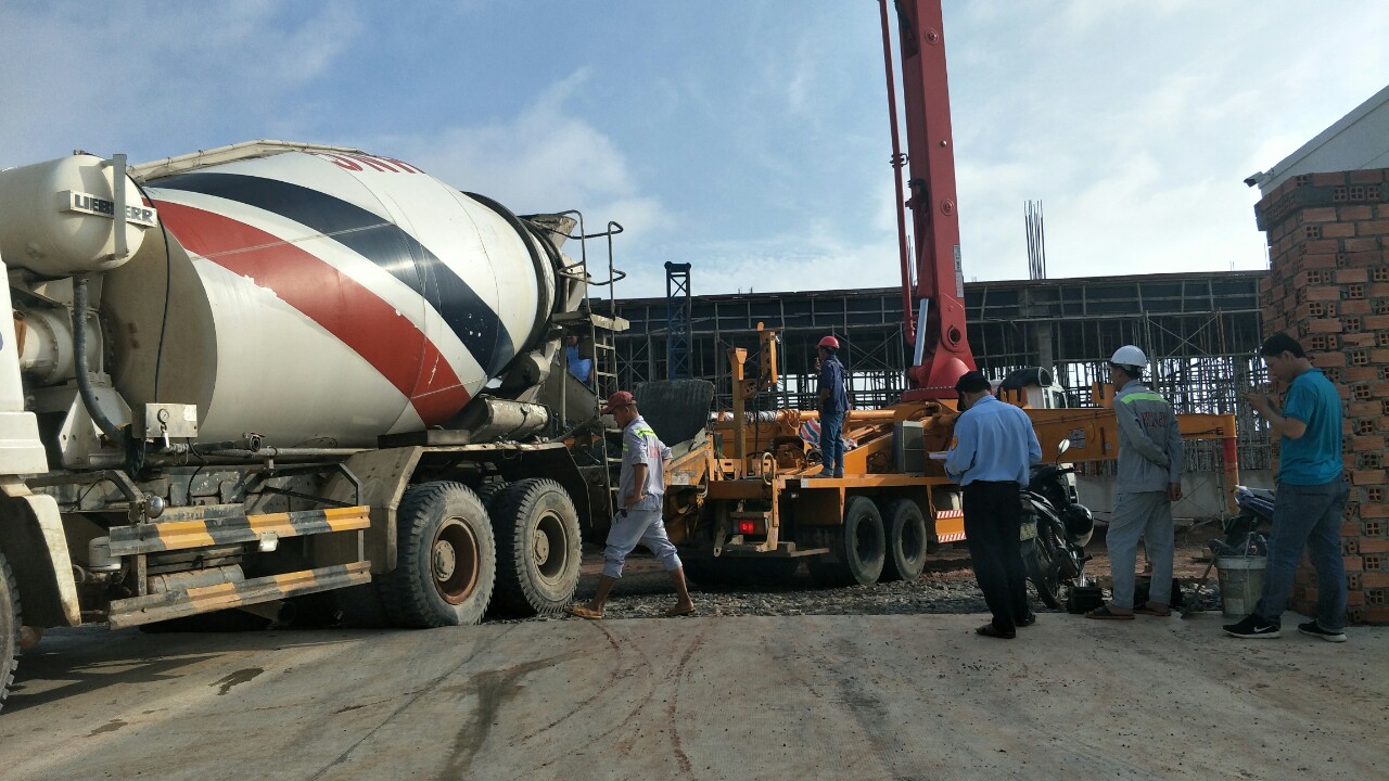 THI CÔNG NHÀ XƯỞNG HỒNG THÁI