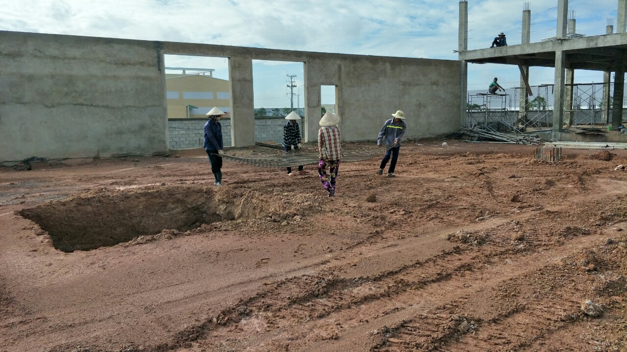 THI CÔNG NHÀ XƯỞNG HỒNG THÁI