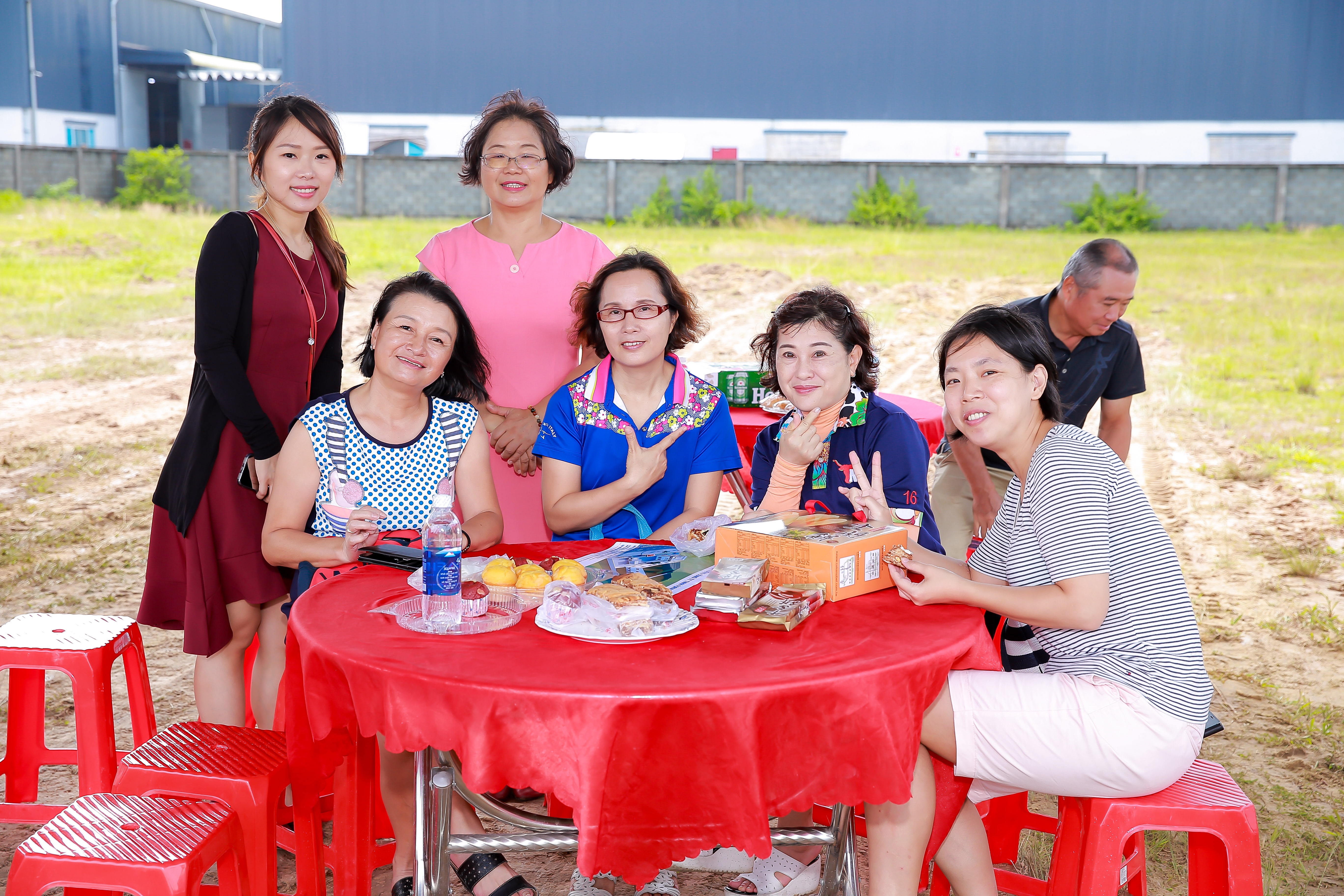 THI CÔNG NHÀ XƯỞNG FORWARD