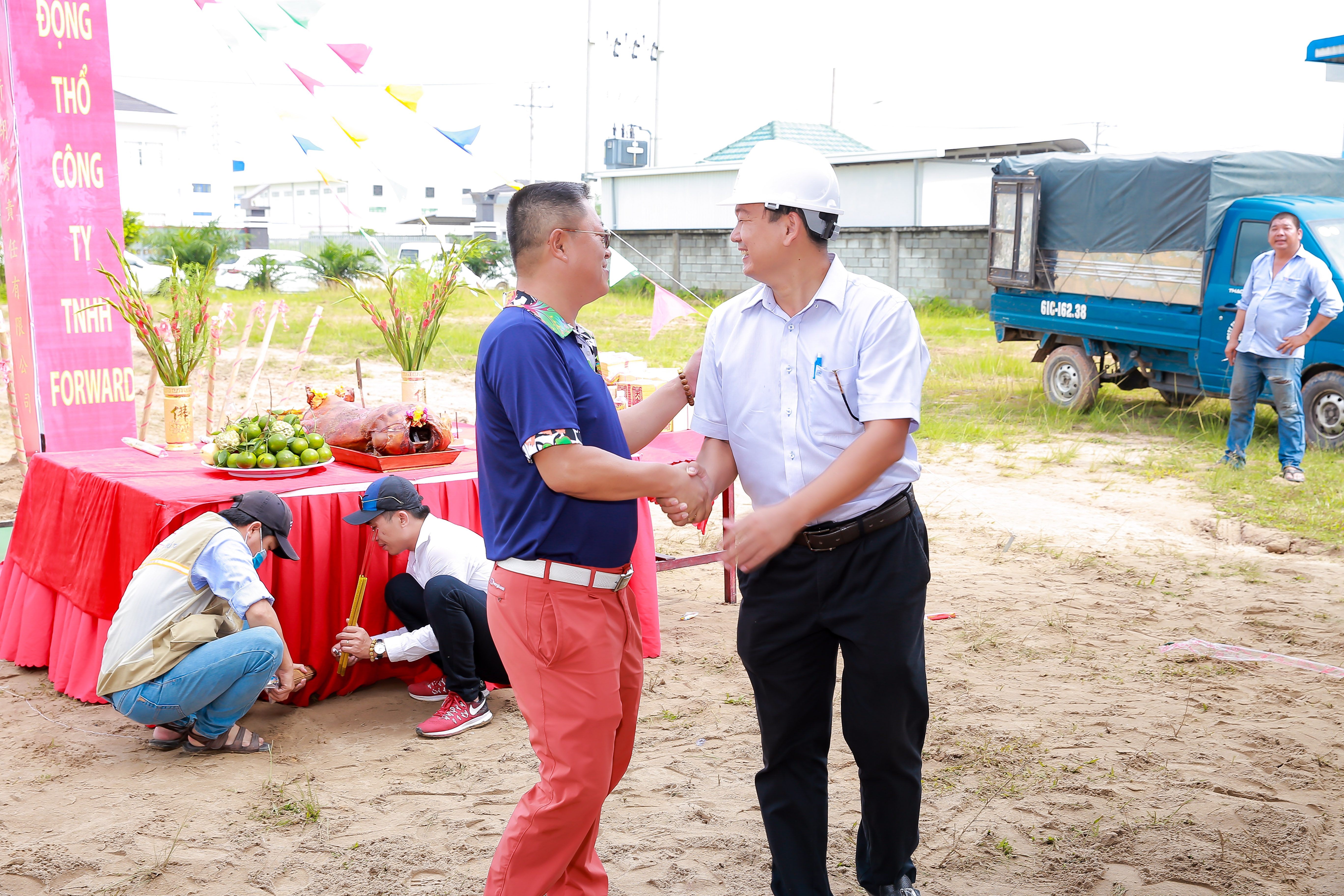 THI CÔNG NHÀ XƯỞNG FORWARD