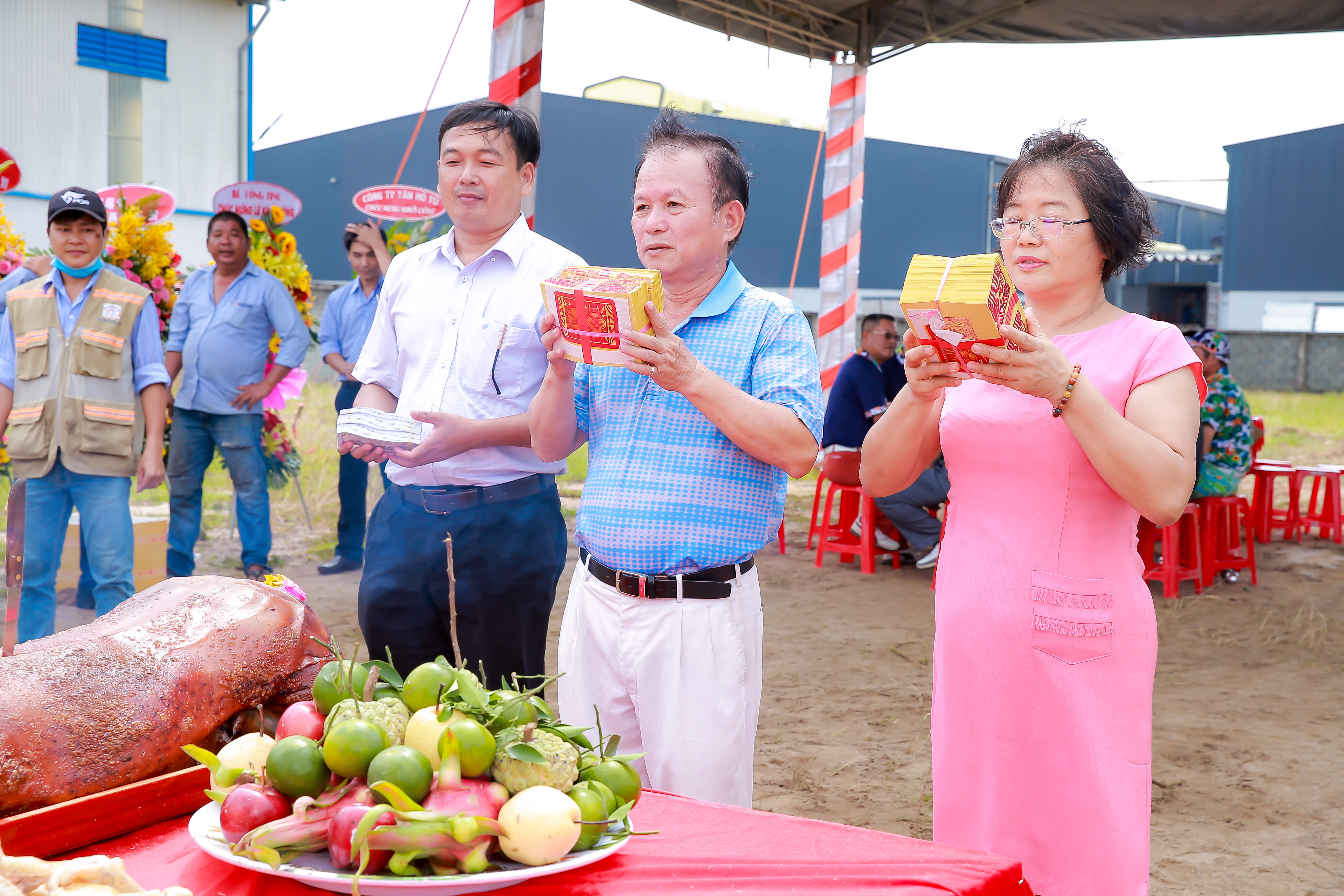 THI CÔNG NHÀ XƯỞNG FORWARD