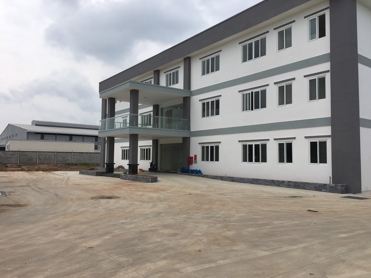 THI CÔNG NHÀ XƯỞNG PRFECT VALUE VIỆT NAM