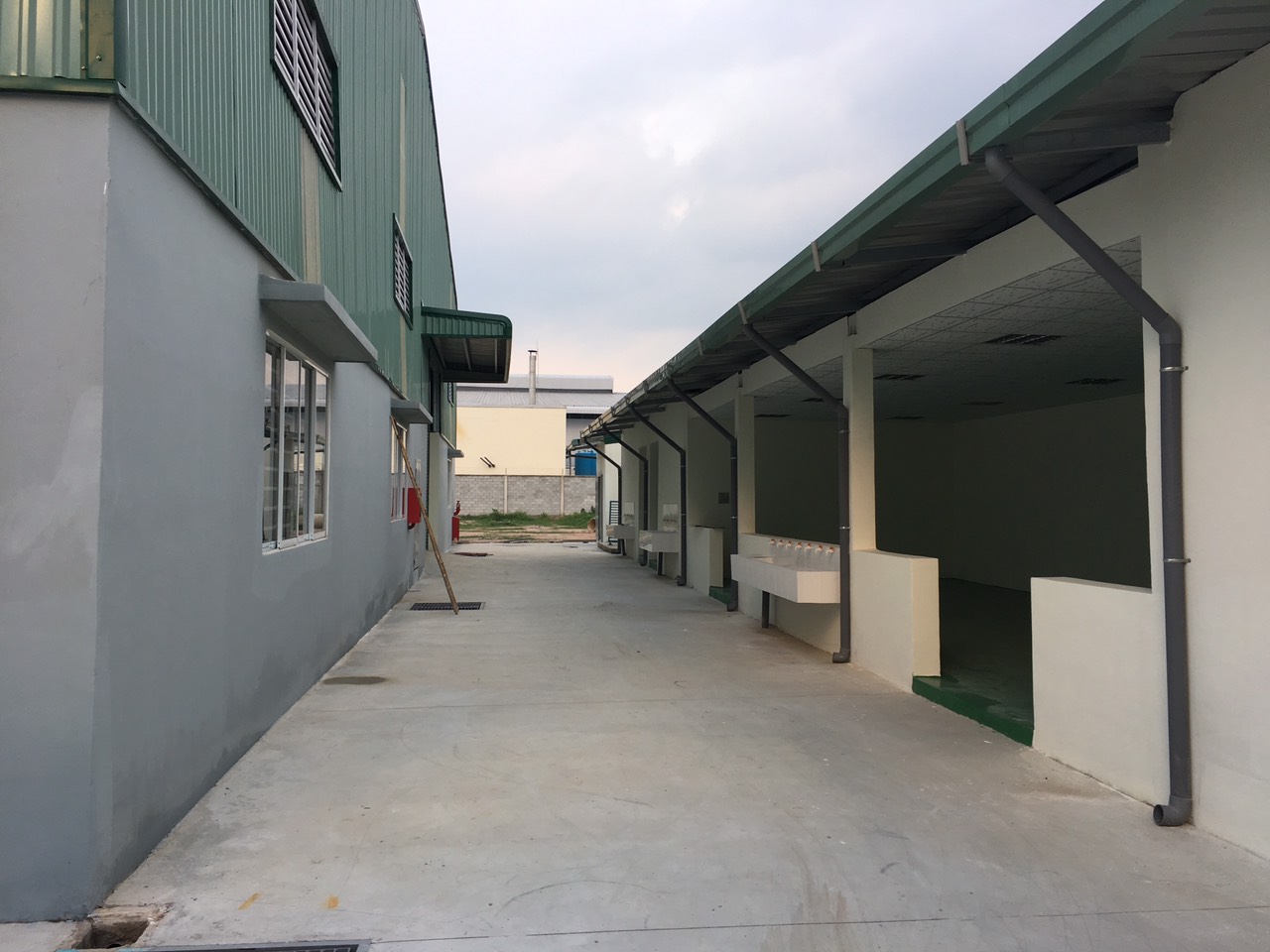 THI CÔNG NHÀ XƯỞNG PRFECT VALUE VIỆT NAM