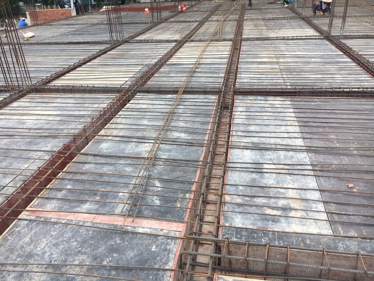 THI CÔNG NHÀ XƯỞNG PHÚ AN