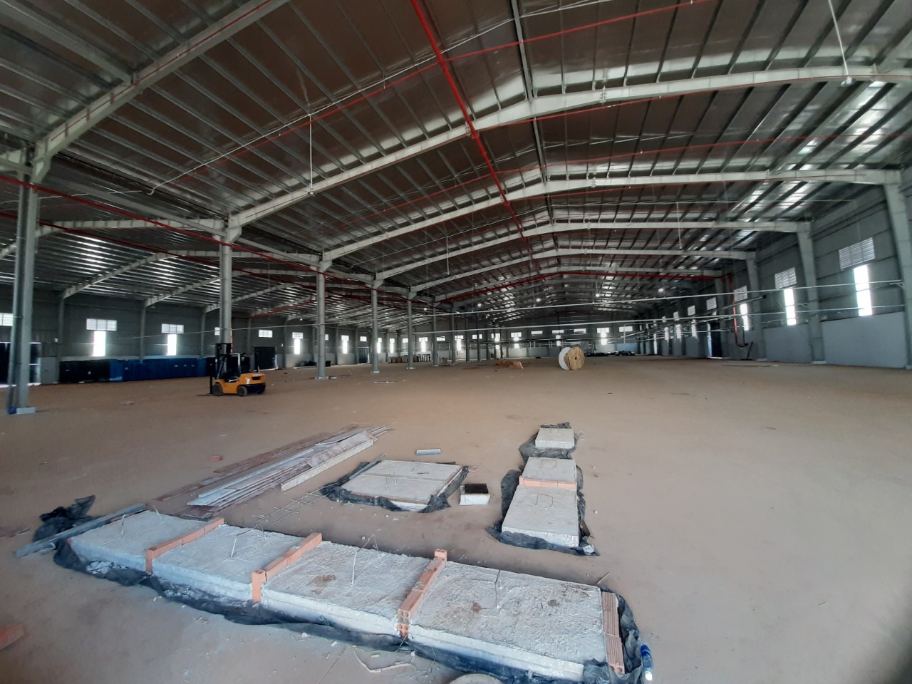 THI CÔNG NHÀ XƯỞNG DELTA- LONG KHÁNH